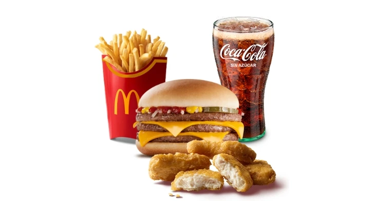 McCombo Triple hamburguesa con queso Grande + Nuggets x 4  Precio normal $38.400 Precio Claro club 20% $30.900